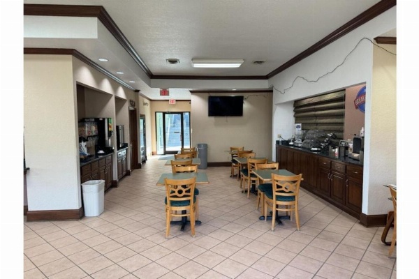 OYO Hotel Harriman image 16