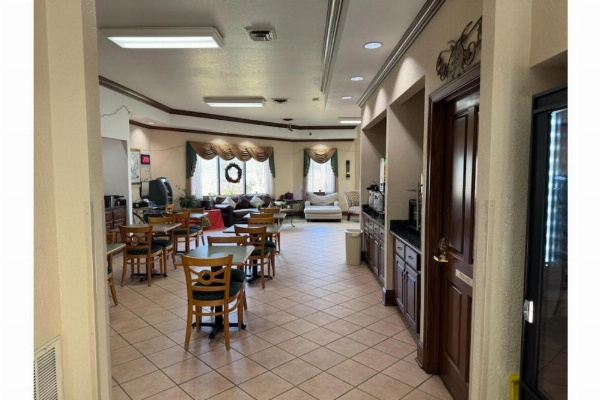 OYO Hotel Harriman image 18