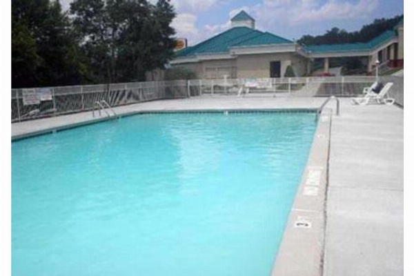OYO Hotel Harriman image 2
